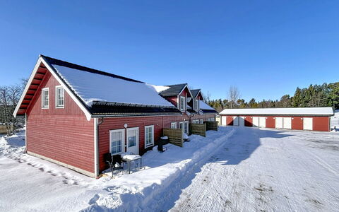 Svanhågna Gård: Holz, Hütte, Zuhause, Haus, Dach, Abstellgleis, Winter, Schnee, Einfrieren, Steigung