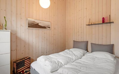 Vilhelm - 7.5Km from the Sea