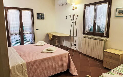 Villa Cecilia: Interior Design, Möbel, Fussboden, Flooring, Zimmer, Wohnung, Zuhause, Schlafzimmer, Bett, Decke