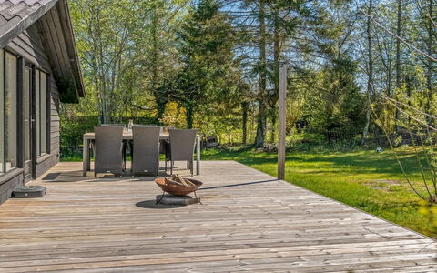 Bedrija - from the Sea: Möbel, Holz, Interior Design, Flooring, Fussboden, Stuhl, Zimmer, Decke, Wohnzimmer, Wohnung