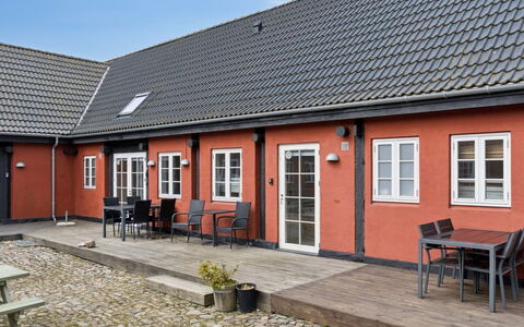 Yaris - 4.5Km from the Sea: Blau, Hütte, Haus, Zuhause, Bauernhaus, Estate, Abstellgleis