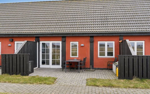 Hinrich - 4.5Km from the Sea: Die Architektur, Dach, Zuhause, Verbundwerkstoff, Daylighting, Abstellgleis, Auffahrt