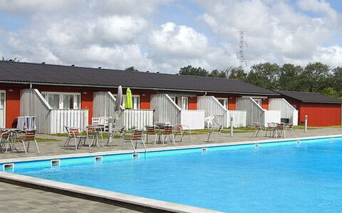Hinrich - 4.5Km from the Sea: Die Architektur, Dach, Zuhause, Verbundwerkstoff, Daylighting, Abstellgleis, Auffahrt
