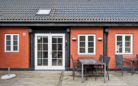 Hinrich - 4.5Km from the Sea: Die Architektur, Dach, Zuhause, Verbundwerkstoff, Daylighting, Abstellgleis, Auffahrt
