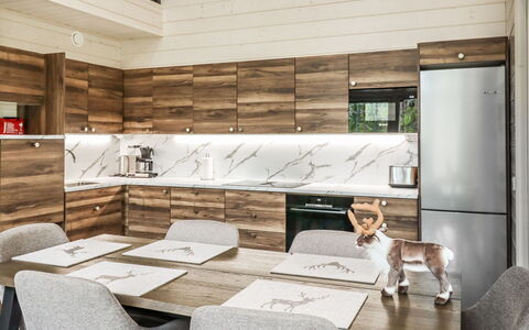Villa Lumo: Möbel, Interior Design, Flooring, Holz, Küche, Countertop, Fussboden, Küche & Esszimmer Tisch, Holzboden, Tabelle