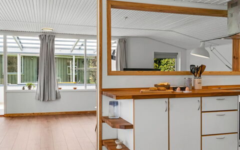 Stefana - from the Sea: Interior Design, Flooring, Holz, Möbel, Countertop, Decke, Fussboden, Küche, Beleuchtung, Cabinetry