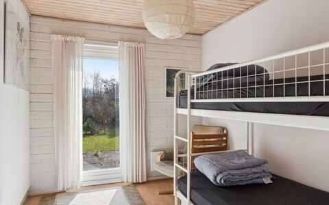 Paale - 395M from the Sea: Möbel, Holz, Interior Design, Flooring, Fussboden, Stuhl, Zimmer, Decke, Wohnzimmer, Wohnung