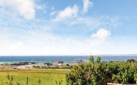 Delan - 650M from the Sea: Himmel, Blau, Daytime, Horizont, Meer, Sommer, Küste, Küsten Und Ozeanische Forms, Ozean, Ufer