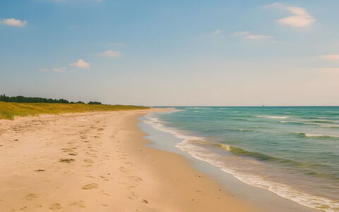 Delan - 650M from the Sea: Himmel, Blau, Strand, Horizont, Küste, Meer, Sand, Küsten Und Ozeanische Forms, Ufer