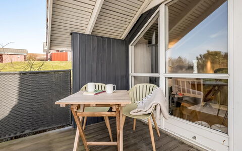 Caranus - 120M from the Sea: Schwimmbad, Bauernhaus, Estate, Villa, Resort, Hazienda, Eco Hotel, Hinterhof