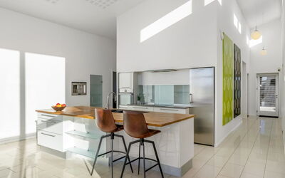Emelita - 1.4Km from the Sea