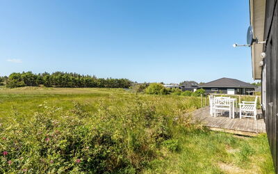 Gunborg - 800M from the Sea