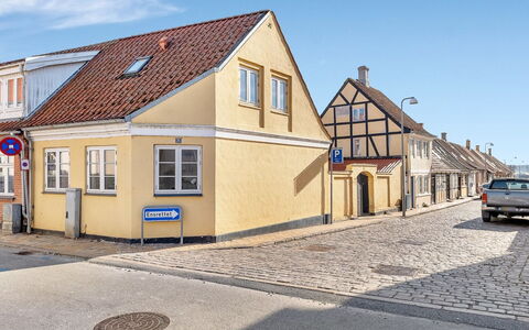 Annetta - 165M from the Sea: Blau, Hütte, Haus, Zuhause, Bauernhaus, Estate, Abstellgleis