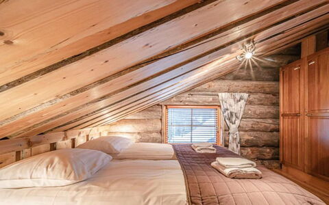 Riekkopolku: Holz, Schlafzimmer, Bett, Zuhause, Decke, Fussboden, Interior Design, Bettdecke, Bedding, Hartholz