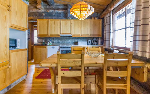 Mäkikelo: Holz, Decke, Hütte, Zuhause, Blockhaus, Strahl, Holzbeize, Hartholz, Planke, Küche