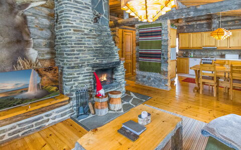Mäkikelo: Holz, Decke, Hütte, Strahl, Blockhaus, Hartholz, Wohnzimmer, Holz, Steinwand, Planke