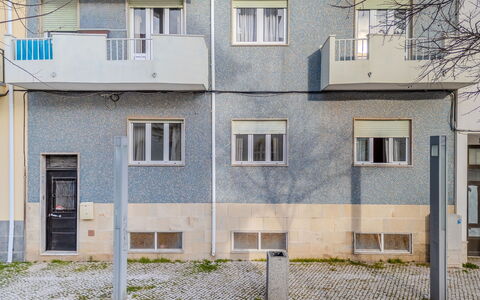Ninho Do Mar: Fassade, Dach, Solarenergie, Schatten, Solarenergie, Schuppen, Abstellgleis