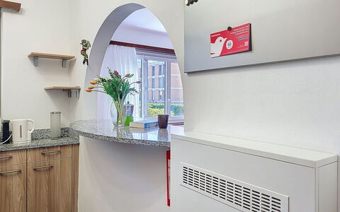 Sailor'S Home: Interior Design, Decke, Maschine, Zimmer, Haushaltsgerät, Major Appliance, Cabinetry, Küchengerät, Regale, Zimmerpflanze