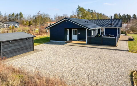 Aava - 600M to the Fjord: Blau, Hütte, Haus, Zuhause, Bauernhaus, Estate, Abstellgleis
