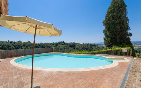 Palaia 629: Schwimmbad, Villa, Eco Hotel, Gartenmöbel
