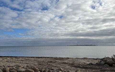 Algut - 80M from the Sea: Himmel, Wolke, Blau, Horizont, Daytime, Wasservorräte, Wasser, \Fels, Kumulus