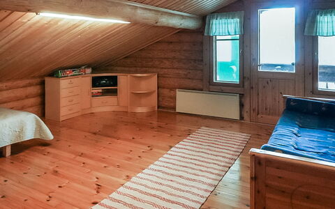 Sinikello: Fussboden, Holz, Flooring, Interior Design, Möbel, Schlafzimmer, Decke, Bett, Zimmer, Zuhause