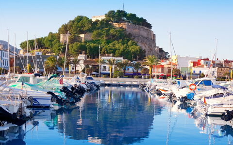 Rincón del Sol: Wasser, Gewässer, Boot, Yachthafen, Watercraft, Wasserweg, Hafen, Küsten Und Ozeanische Forms, Dock, Hafen