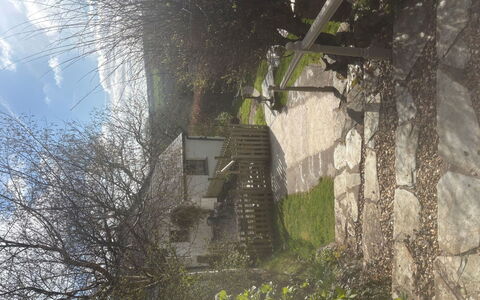 Hartland Hideaways: Möbel, Holz, Stuhl, Fussboden, Meer, Balkon, Zaun, Deck, Hartholz, Holzbeize