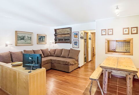 Bavdin: Möbel, Holz, Stuhl, Fussboden, Meer, Balkon, Zaun, Deck, Hartholz, Holzbeize
