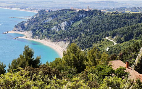 Villa Sole - Exclusive Villa al Conero con Piscina: Blau, Gewässer, Küste, Küsten Und Ozeanische Forms, Natürliche Landschaft, Meer, Landspitze, Terrain, Horizont, Bucht