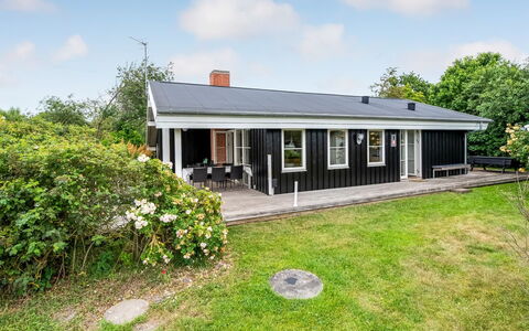 Hava - 250M from the Sea: Holz, Zuhause, Veranda, Deck, Hartholz, Dach, Holzbeize, Holzboden, Eco Hotel