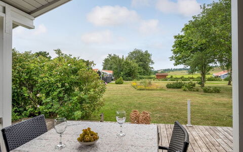 Hava - 250M from the Sea: Holz, Zuhause, Veranda, Deck, Hartholz, Dach, Holzbeize, Holzboden, Eco Hotel