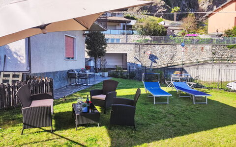 Casa Melinda: Möbel, Holz, Gartenmöbel, Tabelle, Tisch Im Freien, Stuhl, Küche & Esszimmer Tisch, Deck, Hartholz, Veranda