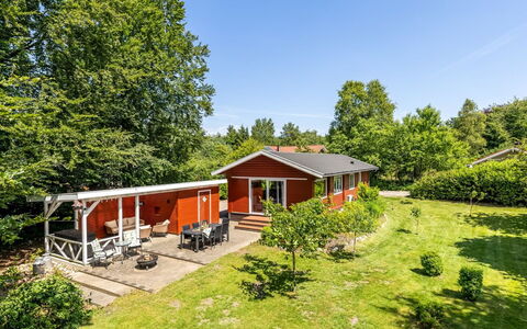 Friderica - 30Km from the Sea: Haus, Hütte, Zuhause, Garten, Rasen, Bauernhaus, Estate, Garten, Landscaping, Gartenbauten