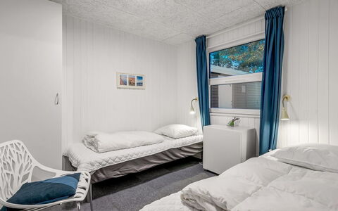 Niels - 1.3Km from the Sea: Schlafzimmer, Bedding, Bett, Hotel, Wohnheim, Bettdecke