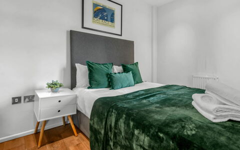 Camden Apt: Boot, Gewässer, Watercraft, Boote Und Boating - Geräte Und Materialien, Wasserweg, Kanal, Yachthafen, Schiff, Schiffsbau, Küsten Und Ozeanische Forms