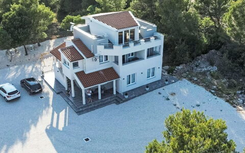 Zadar 678: Zuhause, Estate, Auffahrt, Villa, Villa