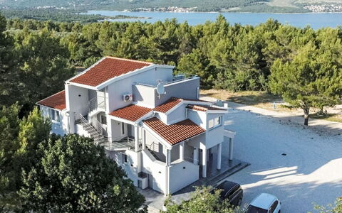 Zadar 678: Zuhause, Estate, Villa, Auffahrt, Villa