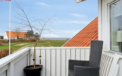 Arnke - 300M from the Sea