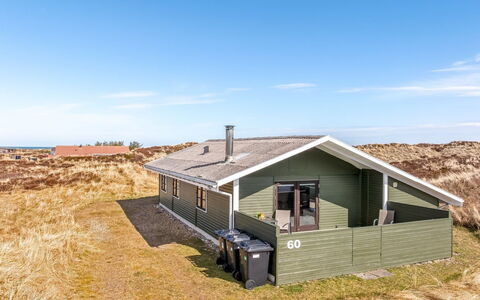 Eida - 400M from the Sea: Möbel, Interior Design, Holz, Decke, Flooring, Fussboden, Holzboden, Küche & Esszimmer Tisch, Tabelle, Light Fixture