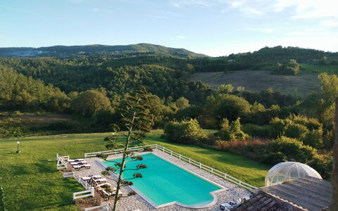 Villa Campo al Vento - Country Farm: Schwimmbad, Resort, Thermae, Eco Hotel, Estate, Ferienort, Hotel, Hazienda, Gartenmöbel, Villa