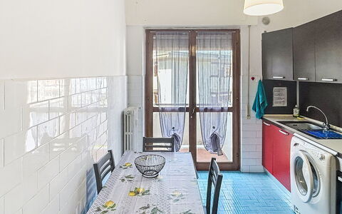 Riviera Mini House: Boot, Watercraft, Yachthafen, Schiff, Schiffsbau, Mast, Hafen, Boote Und Boating - Geräte Und Materialien, Meer, Hafen