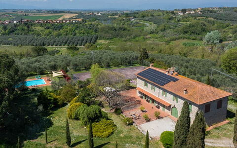 Il Leccio, Vinci, Private Pool and Tennis: Estate, Hazienda, Plantage, Villa, Essen, Bauernhaus