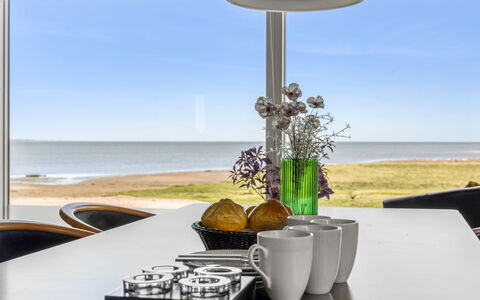 Nadua - 25M from the Sea: Möbel, Interior Design, Tabelle, Küche & Esszimmer Tisch, Meer, Stuhl, Esszimmer, Ozean, Kaffetisch, Natürliches Material