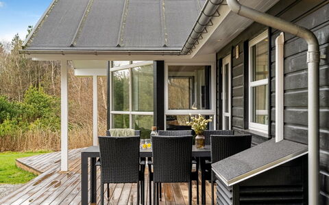 Joske - 2Km from the Sea: Möbel, Holz, Interior Design, Flooring, Fussboden, Stuhl, Zimmer, Decke, Wohnzimmer, Wohnung