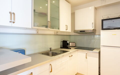 Trouville Bay: Wohnung, Balkon, Eigentumswohnung, Hotel, Resort, Ferienort, Hazienda, Villa, Strandresort