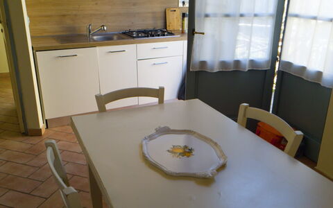 Casa Stella Serena, Podere le Scopaie, Pool: Möbel, Flooring, Interior Design, Holz, Fussboden, Tabelle, Küche & Esszimmer Tisch, Stuhl, Zimmer, Esszimmer