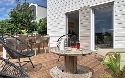 L'Océane: Wasser, Baum, Schwimmbad, Resort, Garten, Eco Hotel, Schatten, Landscaping, Tropen