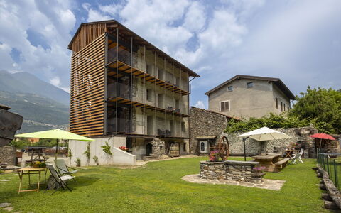 Valtellina 646: Urban Design, Balkon, Hütte, Steigung, Garten, Bergdorf