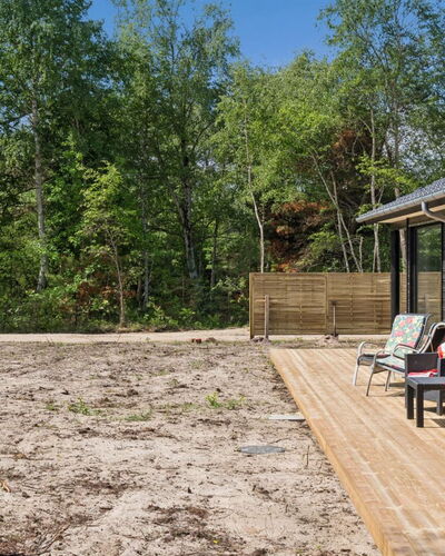 Gizelle - 200M from the Sea